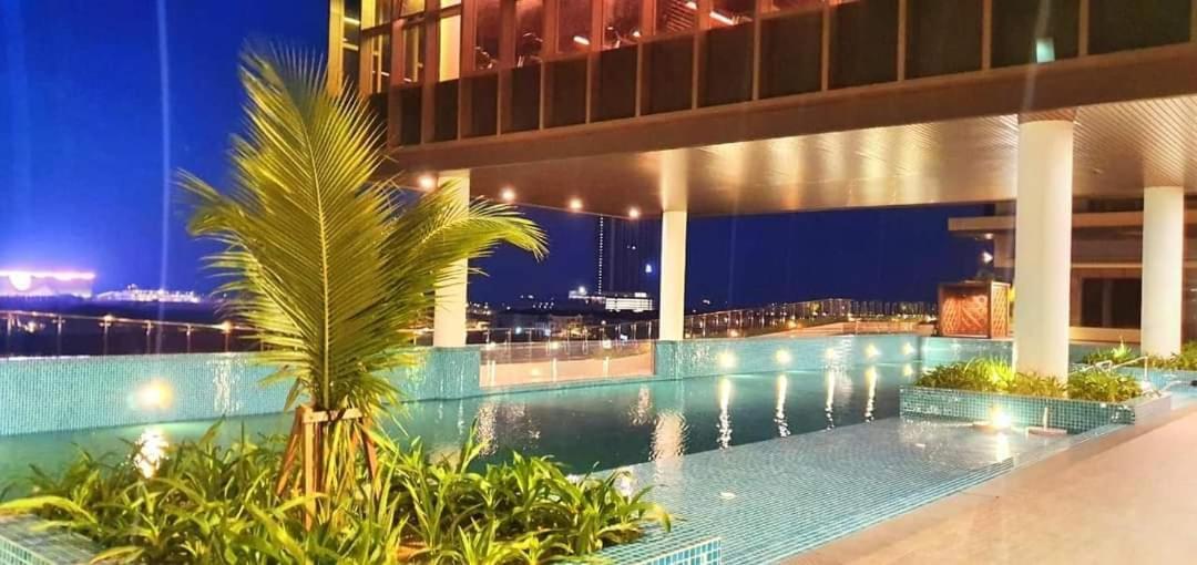 Jrv Hotelstyle Homestay Melaka Экстерьер фото